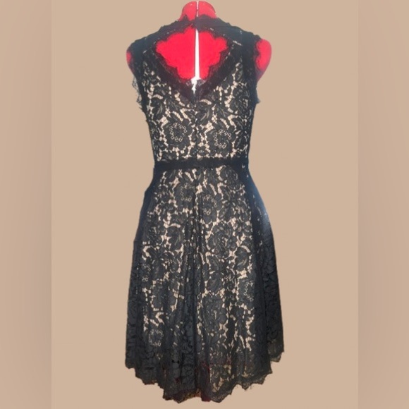 Heartloom REVOLVE black Sienna lace dress; sz Med - Picture 4 of 5